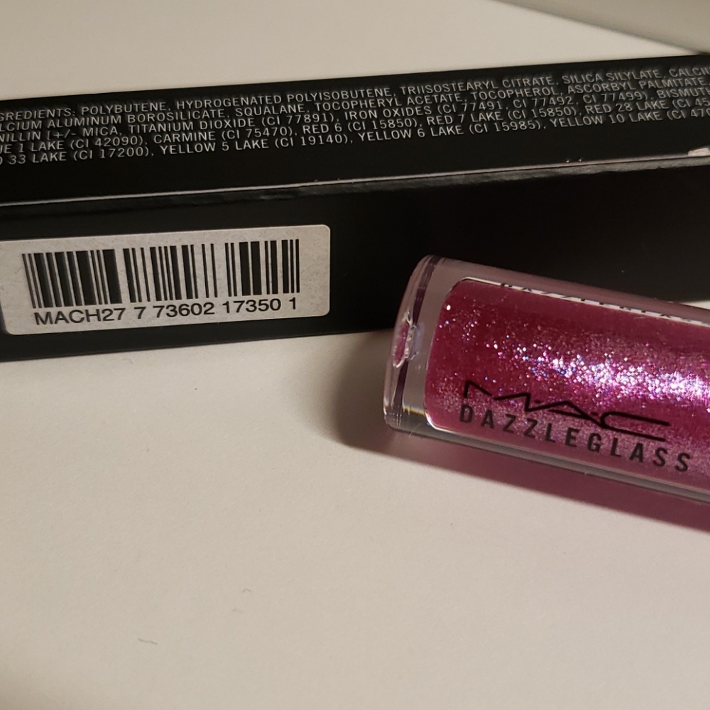 MAC Dazzleglass *Stop! Look!* - Picture 3 of 3